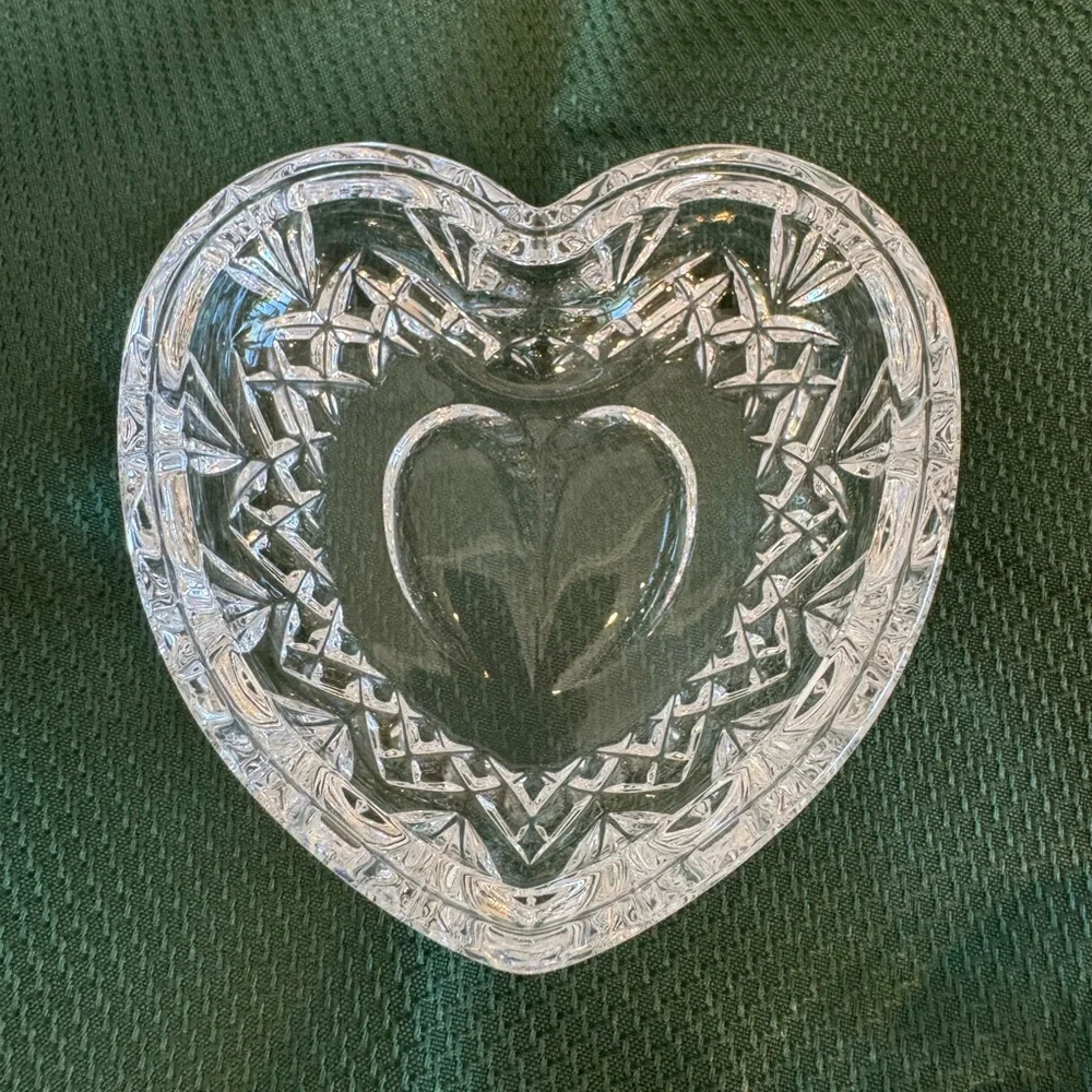 Waterford Crystal With Love Heart Shaped Covered Trinket Box - Picture 4 of 8